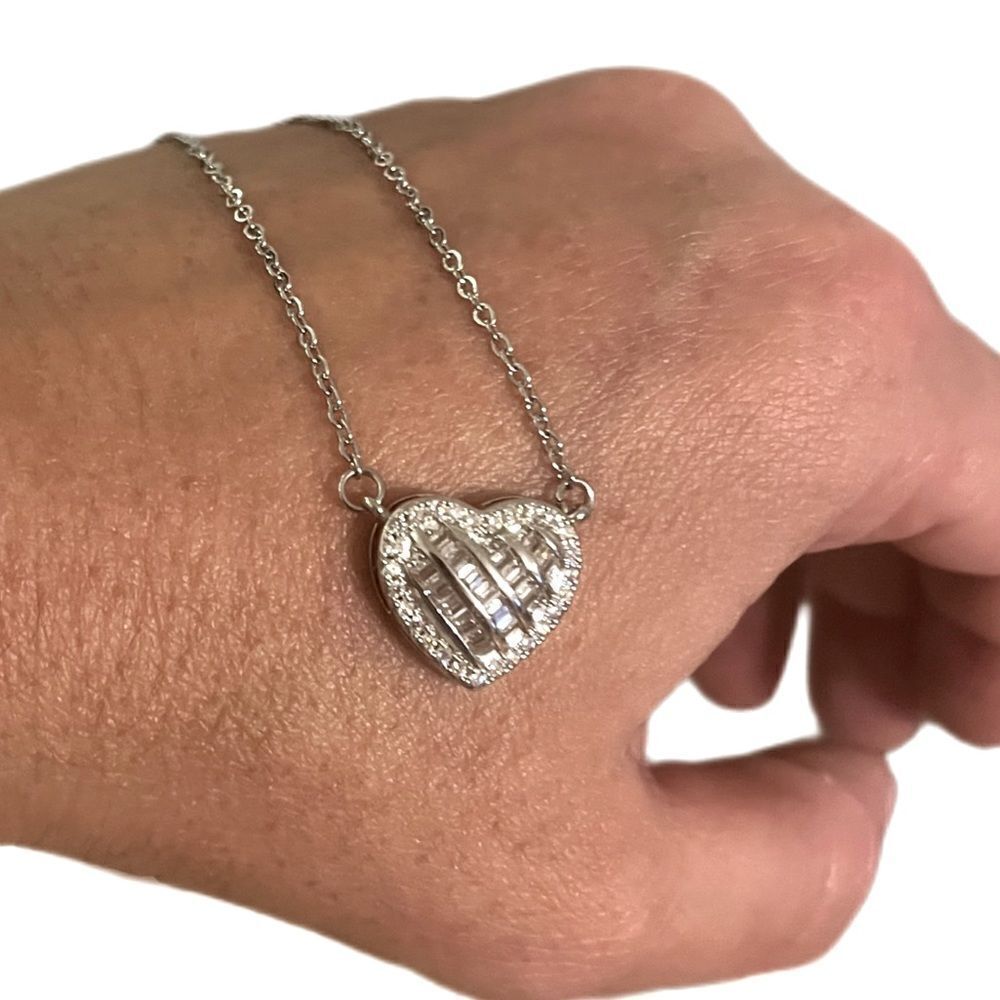 The Romantic Heart Pendant Necklace in 925 and cubic zirconia